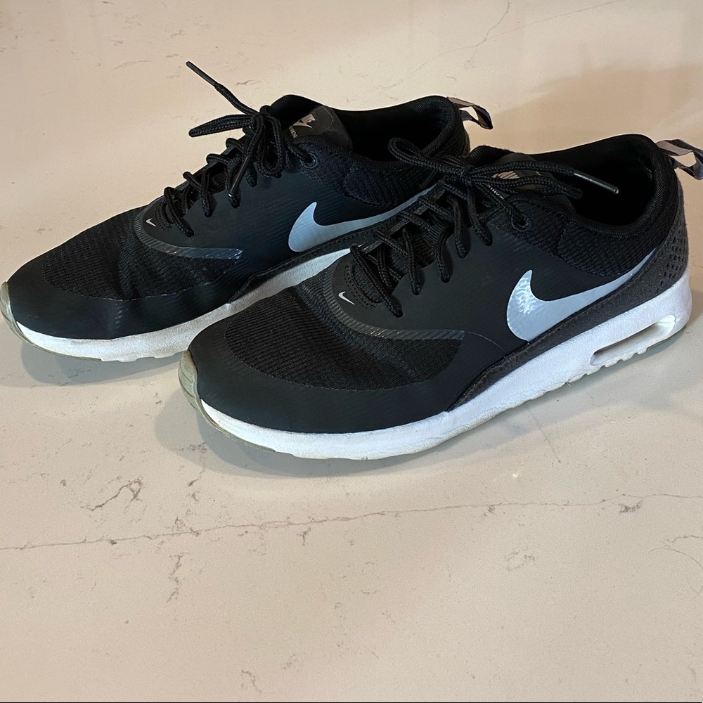 Nike Air Max Thea size 8